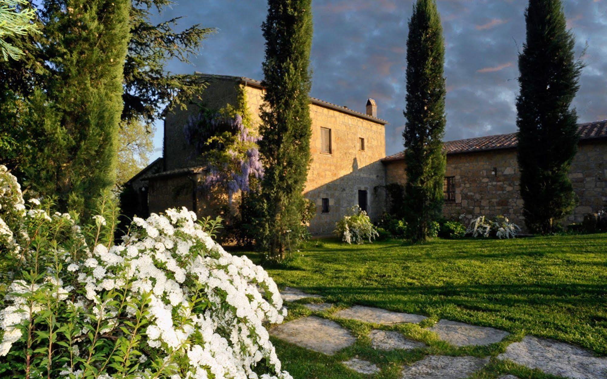 Locanda Ilune Pitigliano Exterior photo
